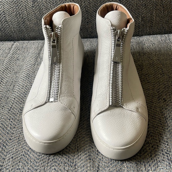 Frye Shoes - Frye Women's Lena Topstitched Platform White Leather Zip Up High Top Sneaker 10M